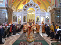 Архиепископ Серафим совершил Божественную литургию в Неделю Жен-мироносиц
