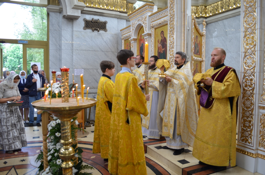 собор петра и февронии в калининграде. Смотреть фото собор петра и февронии в калининграде. Смотреть картинку собор петра и февронии в калининграде. Картинка про собор петра и февронии в калининграде. Фото собор петра и февронии в калининграде