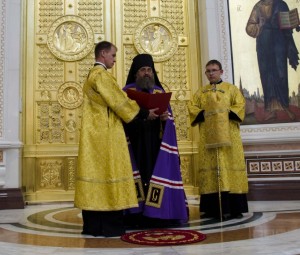 Молитва о прекращении междоусобныя брани на Божественной литургии по сугубой ектении чтомая