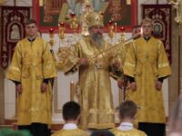 В Неделю 8-ю по Пятидесятнице архиепископ Серафим совершил Божественную литургию