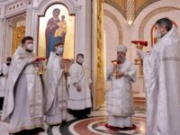 В Неделю 31-ю по Пятидесятнице архиепископ Серафим совершил Божественную литургию в Кафедральном соборе Христа Спасителя