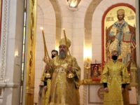 В неделю 33-ю по Пятидесятнице архиепископ Серафим совершил Литургию в Кафедральном соборе Христа Спасителя