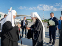 Вс треча Святейшего Патриарха Кирилла в аэропорту Храброво