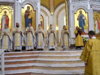 В Кафедральном соборе Христа Спасителя прошли торжества в честь святых апостолов Петра и Павла