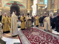 Молебен в день интронизации Святейшего Патриарха Московского и Всея Руси Кирилла