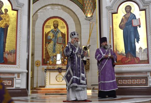 Митрополит Серафим совершил Литургию в 5-ю Неделю Великого поста